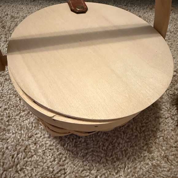 Set of 2 Natural Woven Baskets | Cute Home Decor or Crafting Baskets with Handle - Picture 10 of 11